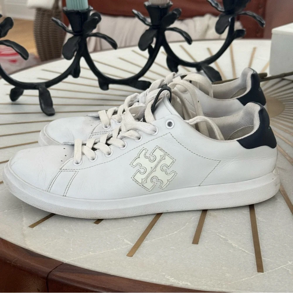 Tory Burch | Double T Howell Court sneakers ~ Size 9.5